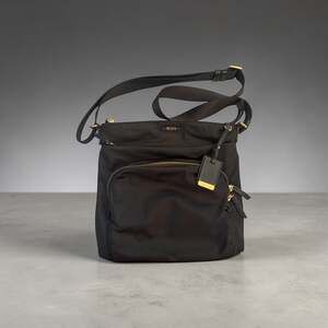 Tumi Voyager Capri Black Nylon Crossbody Messenger Bag Gold Hardware Travel